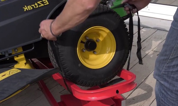 Elevador Tractor Cortacesped Hidraulico Cliplift Magnum 500 kg